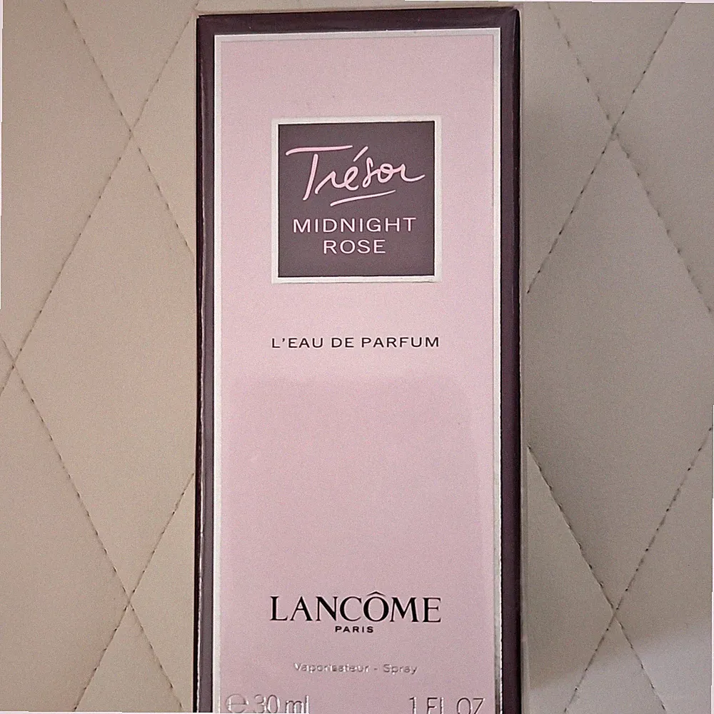 Lancôme Trésor Midnight Rose Eau de Parfum Spray 30 ml Reisegröße