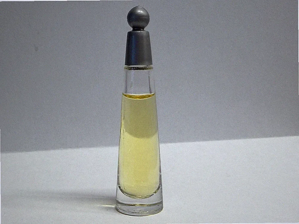 Laura Biagiotti Laura Eau de Toilette Miniatur 5 ml Vintage Parfum