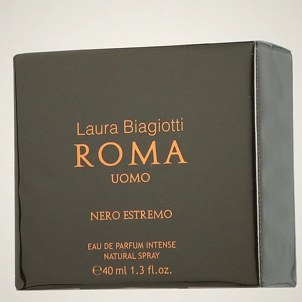 Laura Biagiotti Roma Uomo Nero Estremo EDP intense 40ml