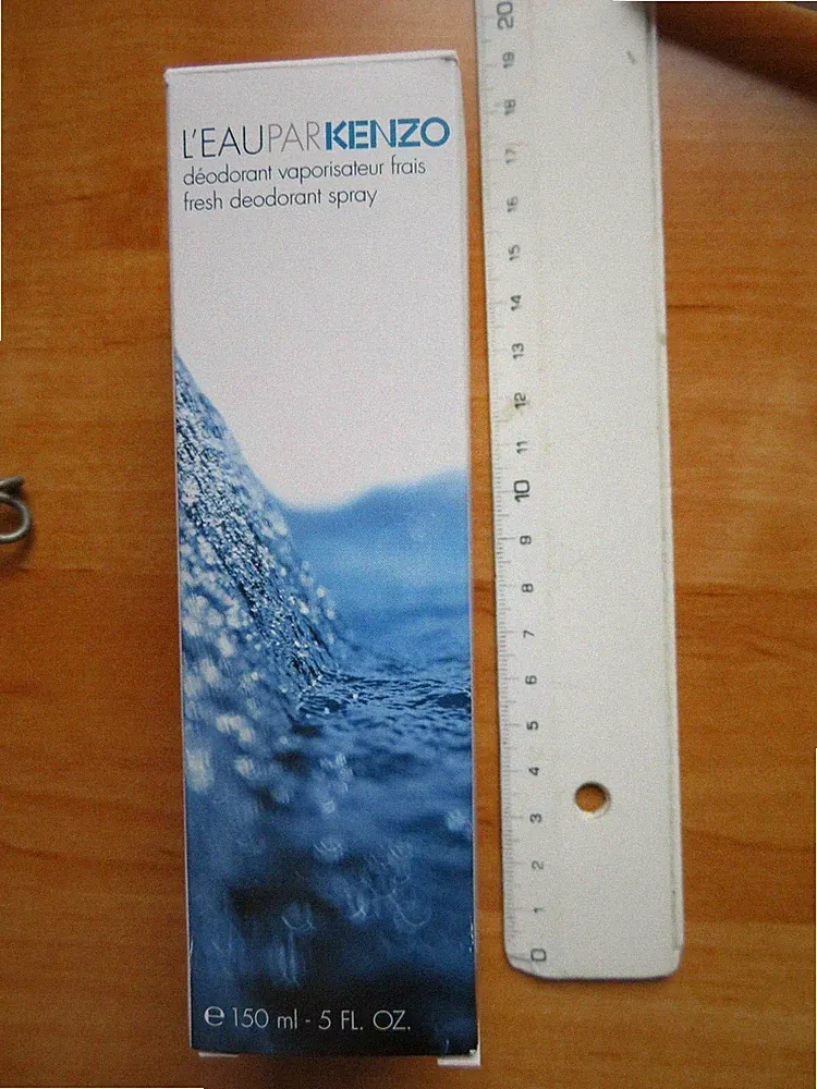 Leerer Deo Flakon L´EAU PAR KENZO Deodorant Spray 150ml im Verkaufskarton Dose