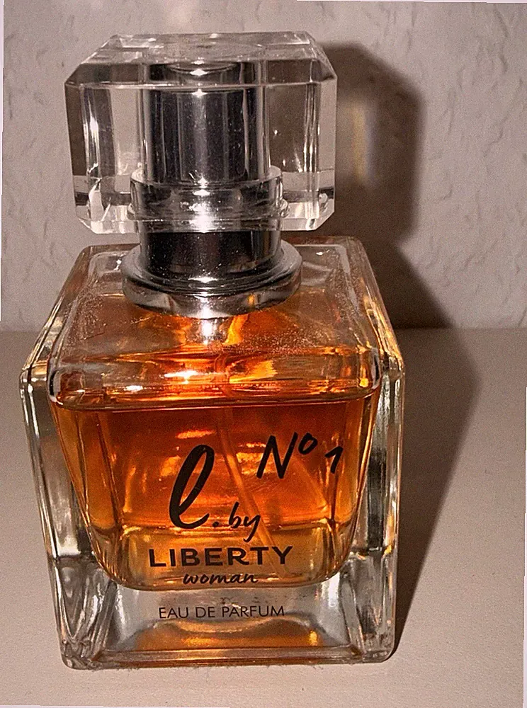 LIBERTY e by N°1 Woman Eau de Parfum 15 ml Parfumflakon Duft