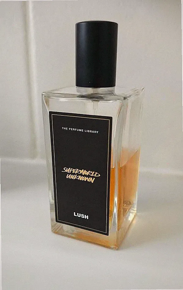 Lush Superworld Unknown Eingestelltes Parfüm Rose Zitrone Sandelholz Abgelaufen