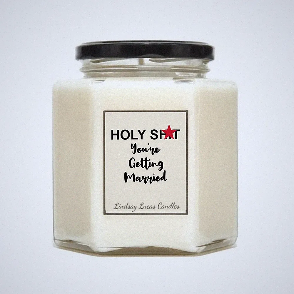Lustige Duftkerze Holy Sh*t You're Getting Married - Hochzeitsgeschenk