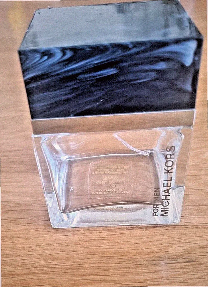 MICHAEL KORS FOR MEN EAU DE TOILETTE BLACK WHITE MARBLE TOP LEERFLASCHE 70ml