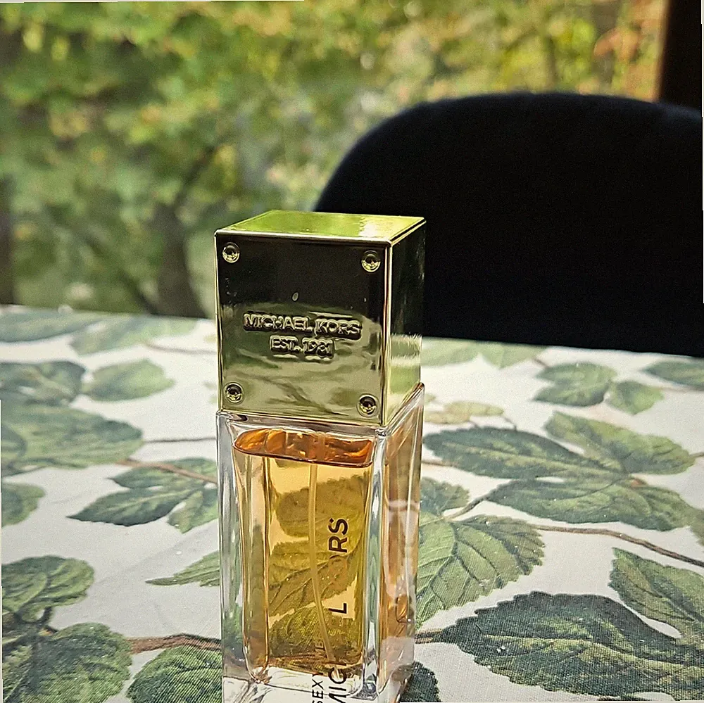 Michael Kors Sexy Amber Eau de Parfum Spray 50 ml Amber Duft REF 558M-01