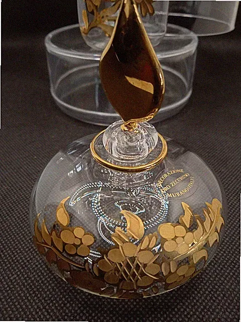 Murano mundgeblasene Glasflasche mit 24k Golddekor 90er Jahre
