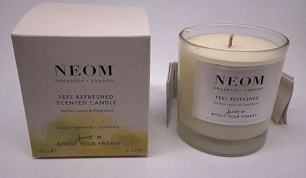 NEOM Organics - Scent To Feel Refreshed - 1 Docht Kerze 185 g - Zitrone & Basilikum