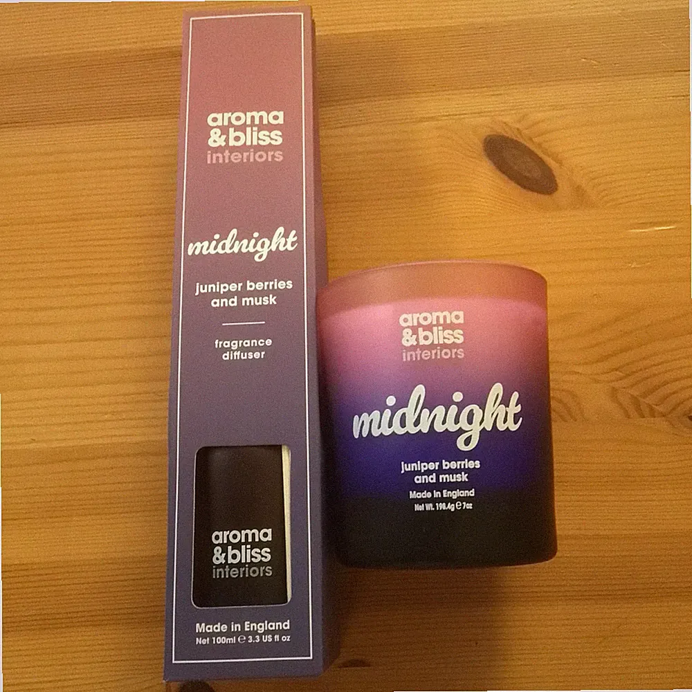 Neu, Pecksniff Midnight, Kerze & Schilf Diffusor Geschenkset; Wacholderbeeren & Moschus