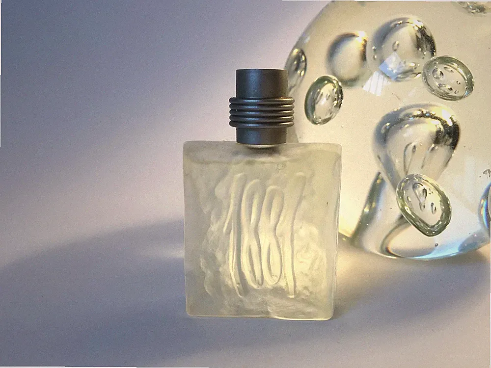 🔘 Nino Cerruti*1881*Eau de Toilette 7 ml Parfum Miniatur/Mini Flakon 🔘