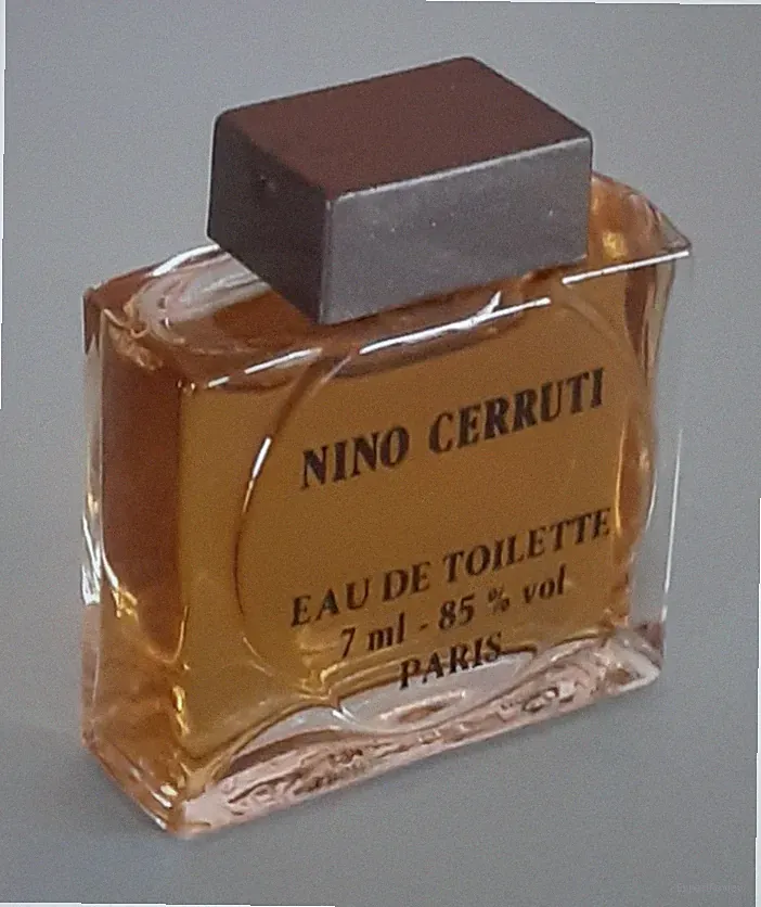 NINO CERRUTI PARFUM MINIATUR / EAU DE TOILETTE FÜR HERREN / 7 ML (OHNE BOX)