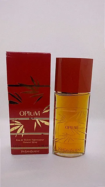 Opium Eau de Toilette Vaporisateur Natural Spray 100ml Yvessaintlaurent....