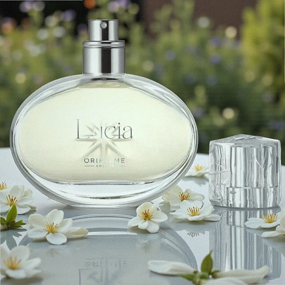 Oriflame Damen Parfum Lucia EDT Toilette Blumig Frisch Fruchtig Grüner Duft Edel