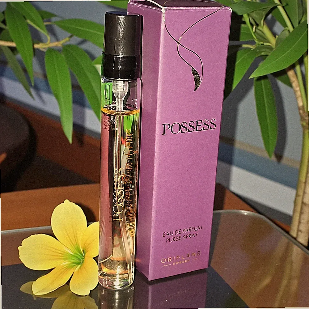 Oriflame Possess Damen Parfum Taschenspray Duft Ylang Ylang Grapefruit Freesie