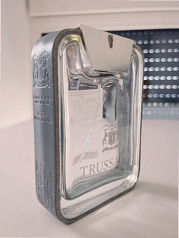Parfüm Flacon TRUSSARDI ITALY leer flasche Leder eau de toilette leather bottle
