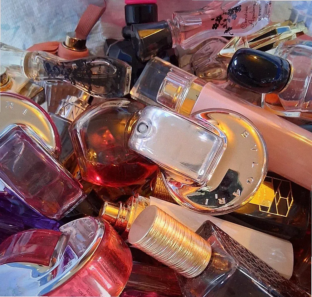 Parfüm Restposten ( 25 Stück)