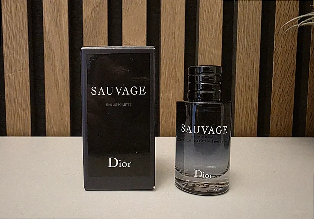 Parfum Miniatur Dior Sauvage Eau De Toilette 10ml