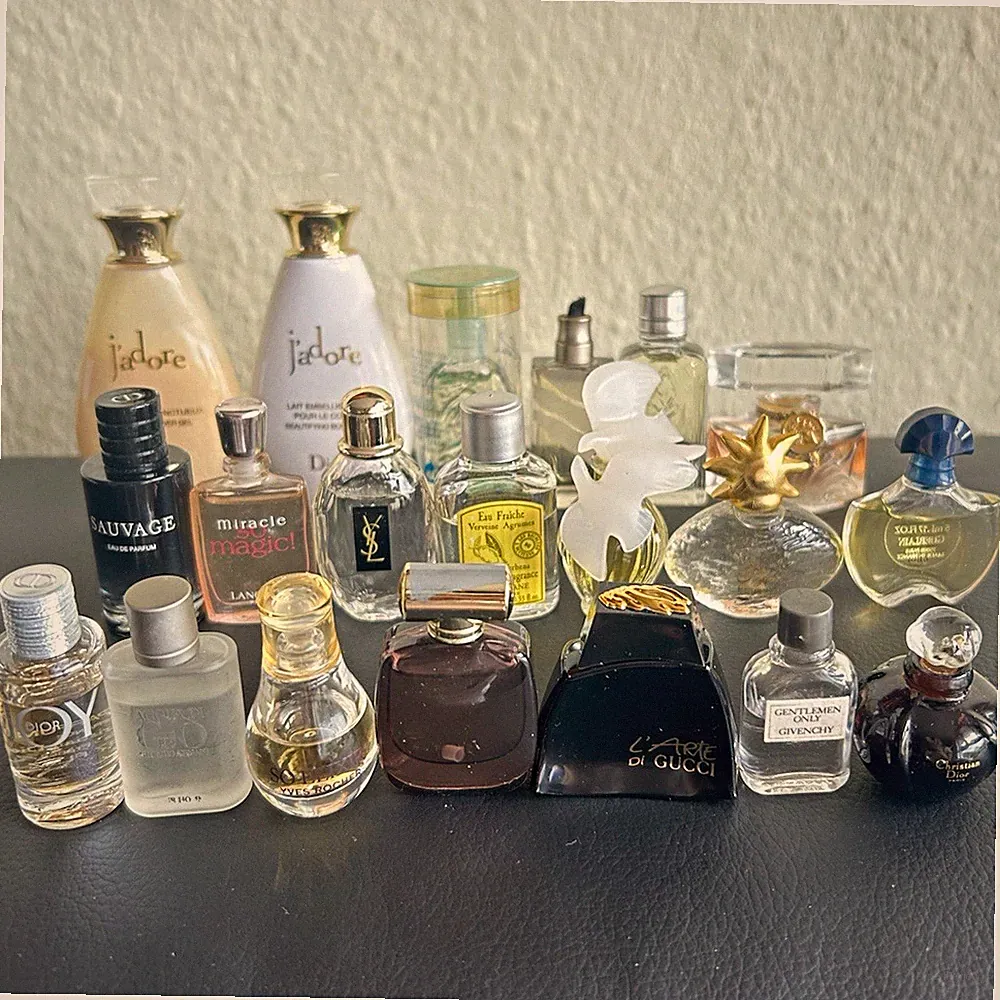 Parfum Miniaturen miniflakon mini Sammlung dior, Gucci, YSL, ab 1960
