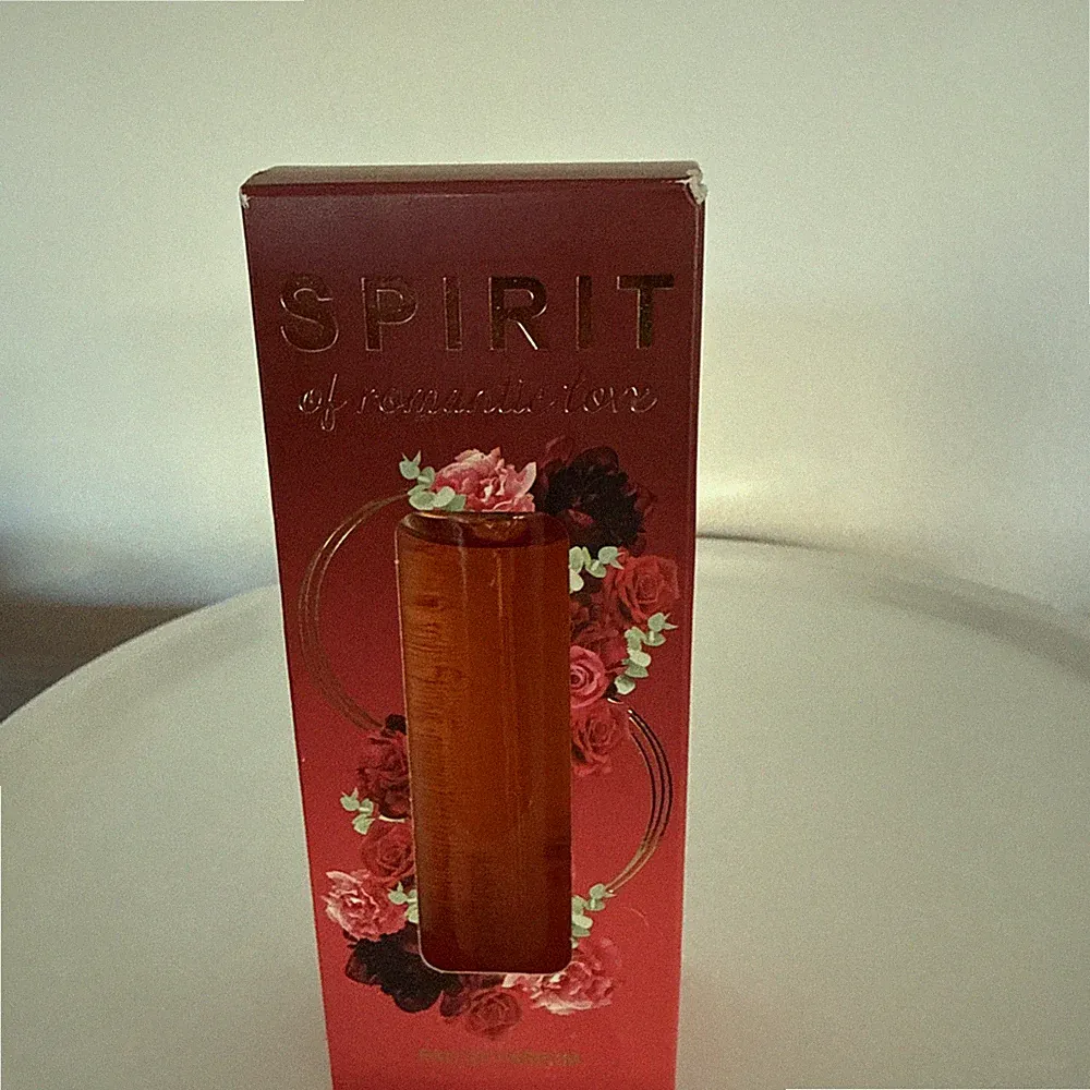 Parfum Spirit Of Romantik Live