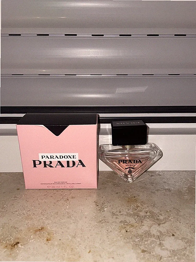 PRADA Paradoxe Eau de Parfum Spray 30 ml nachfüllbar Reisegröße