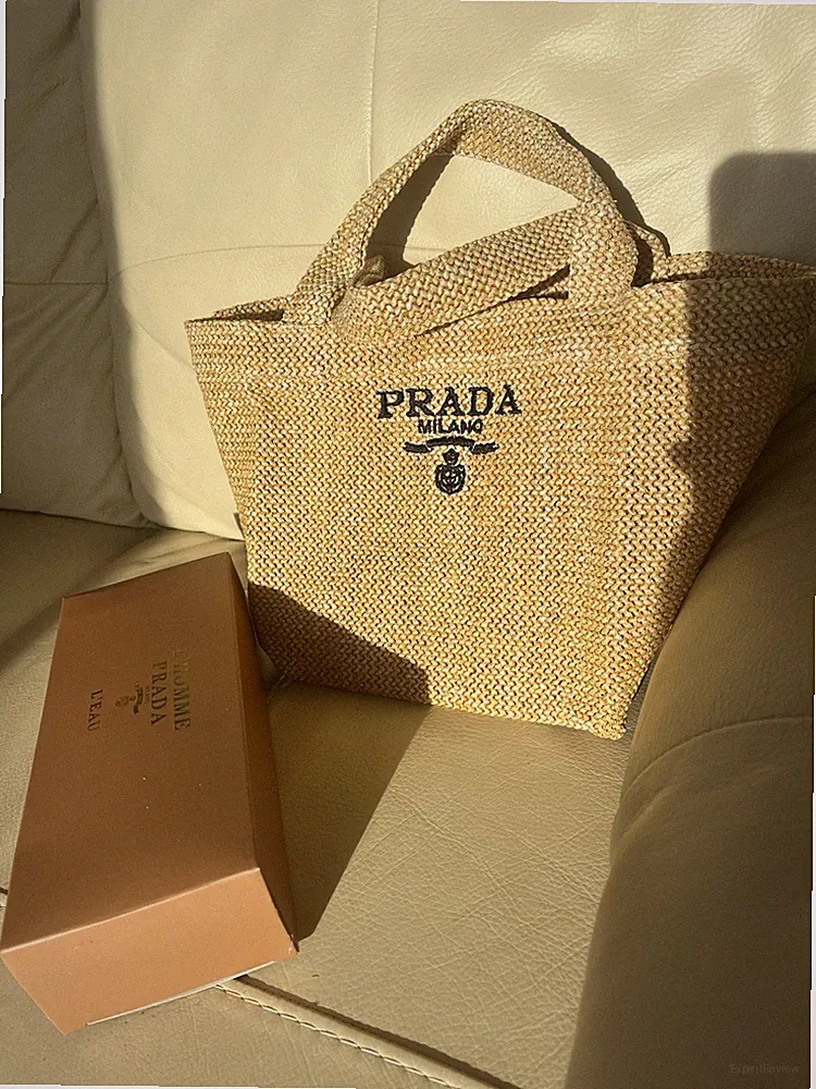 Prada Parfum Raffia Straw VIP Kosmetiktasche Kosmetiktasche Kulturbeutel mit Box