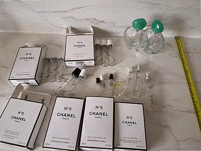 Restposten leere Designer Parfum Flakons & Boxen Chanel No 5 Armani Display Basteln