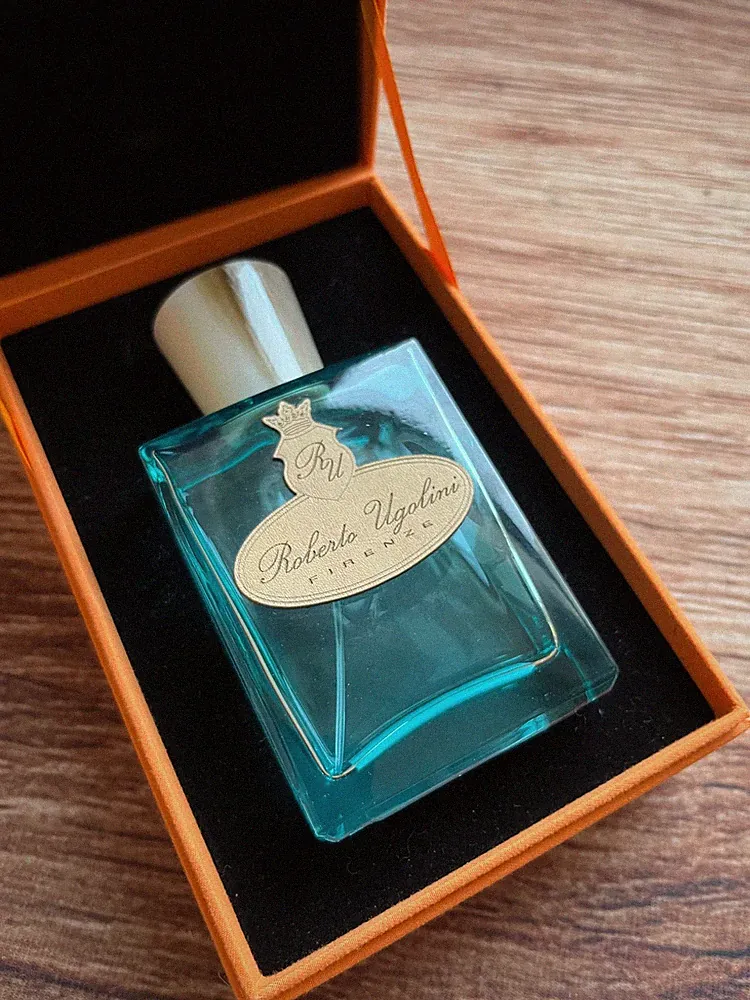 Roberto Ugolini *Azzurro* Eau de Parfum ca. 30/100 ml OVP