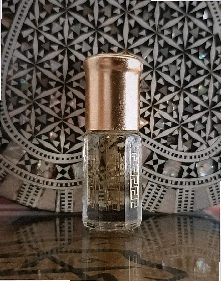 Sandal Turabi (Sandelholz) von Al Haramain Attar Parfümöl Duftöl hohe Qualität