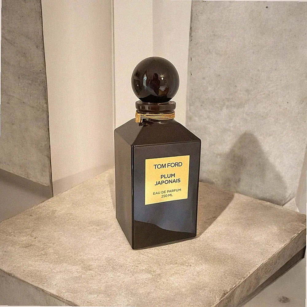 Tom Ford Japanische Pflaume 250ml Eau de Parfum