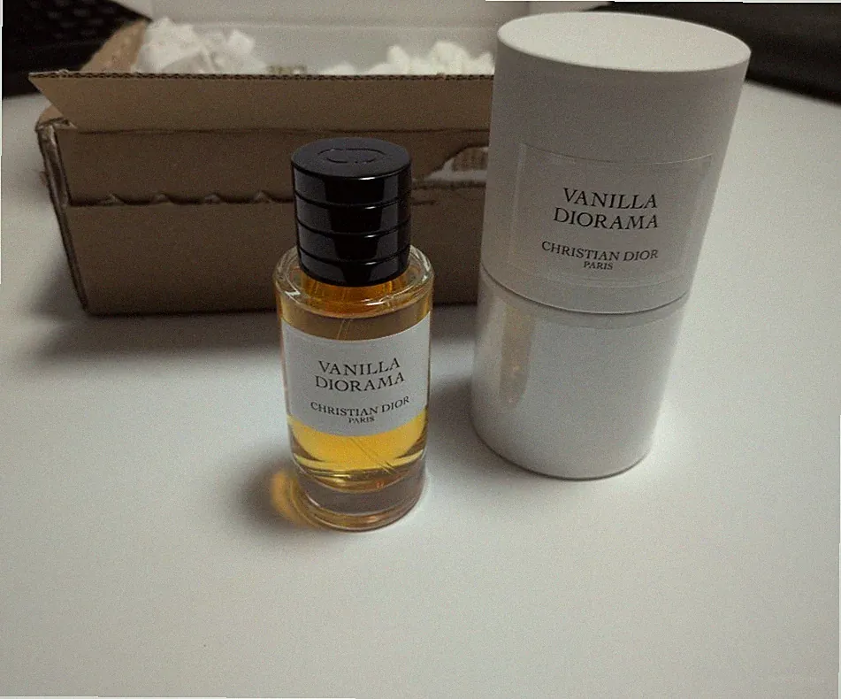 Vanilla Diorama 40ml Eau de Parfum Christian Dior inkl. 2 Proben