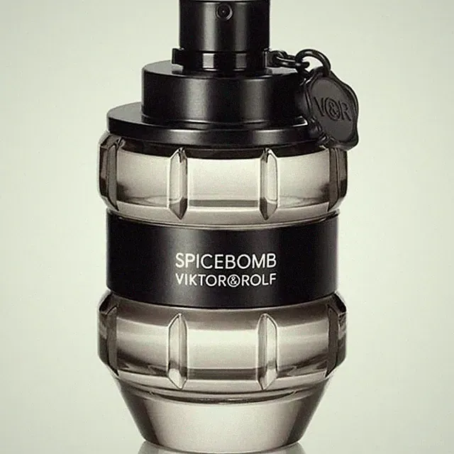 VIKTOR & ROLF Spicebomb Long Lasting Eau de Toilette Duftspray *AUSWAHL*