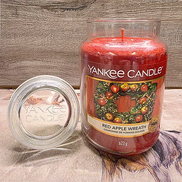 Yankee Candle Red Apple Wreath Large Jar Christmas 623g Retired Scent Rare VHTF