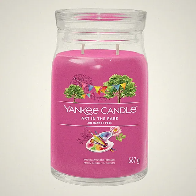 Yankee Candle Signature Large Scented Jar Candle - Art In The Park Fragrance