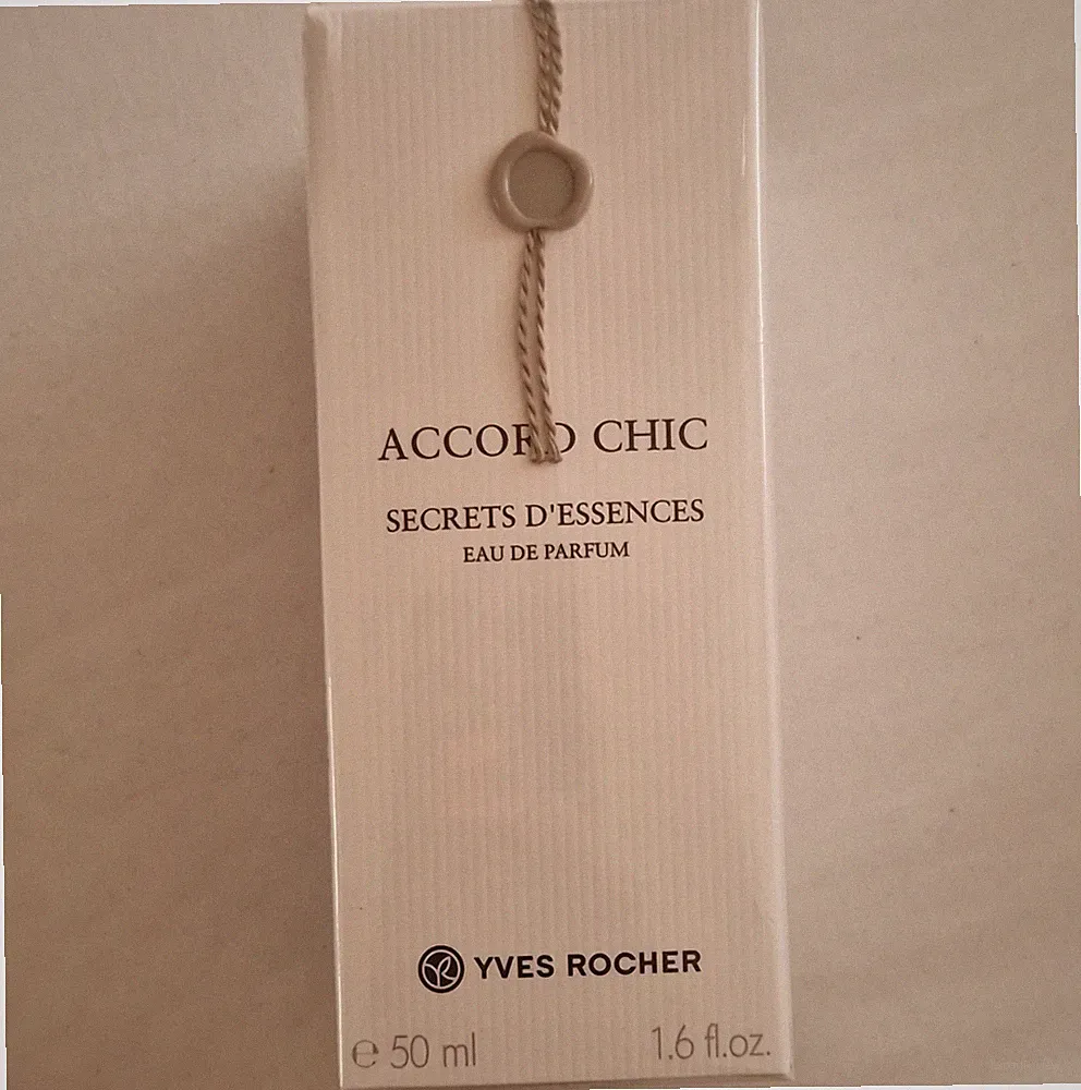 Yves Rocher Accord Chic Eau de Parfum Spray 50 ml Normale Größe 40962