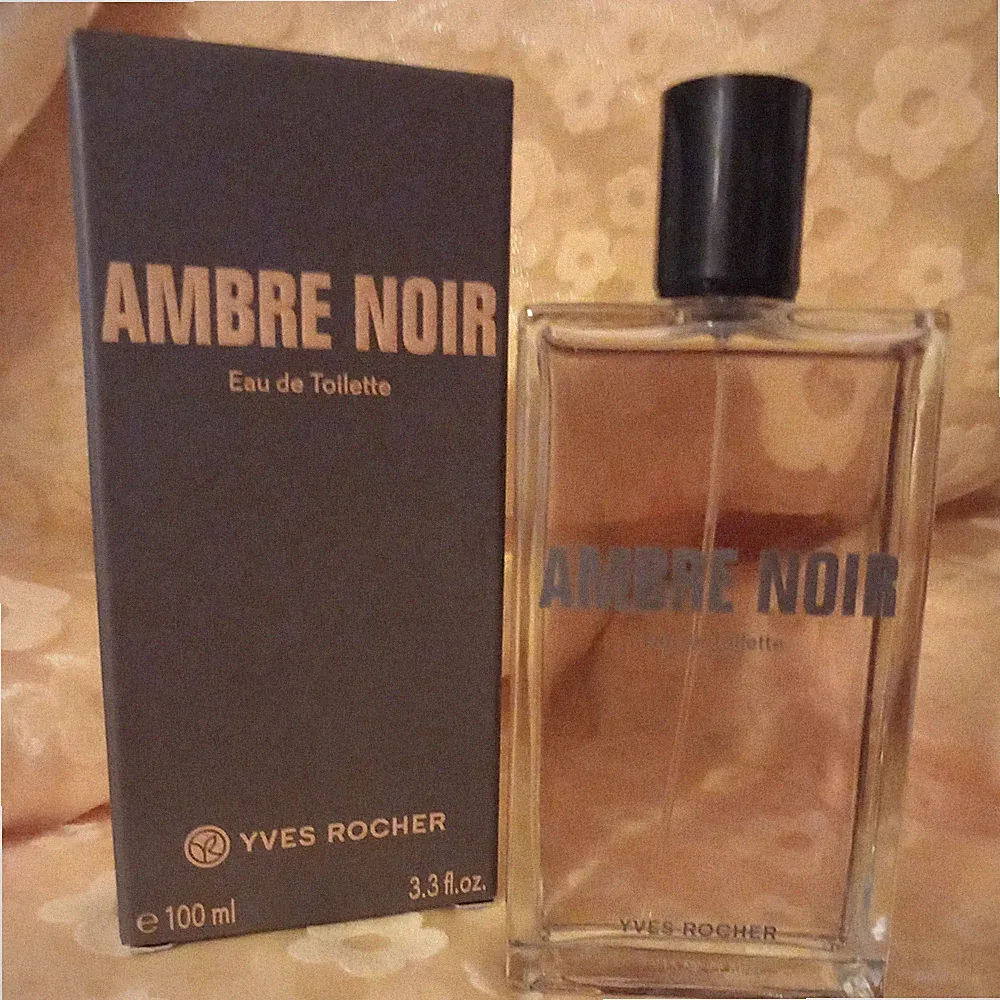 Yves Rocher Herren Parfum 100 ml AMBRE NOIR Eau De Toilette Boisé Gewürzt Neu