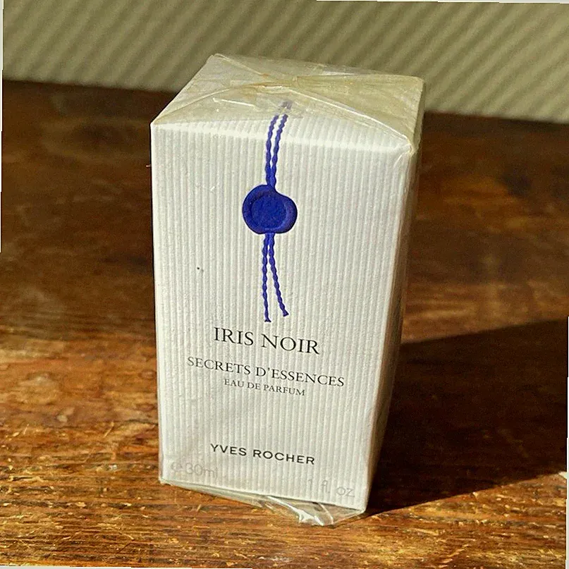 Yves Rocher Iris Noir Secrets d'Essences Eau de Parfum 30ml NEU OVP Folie RAR